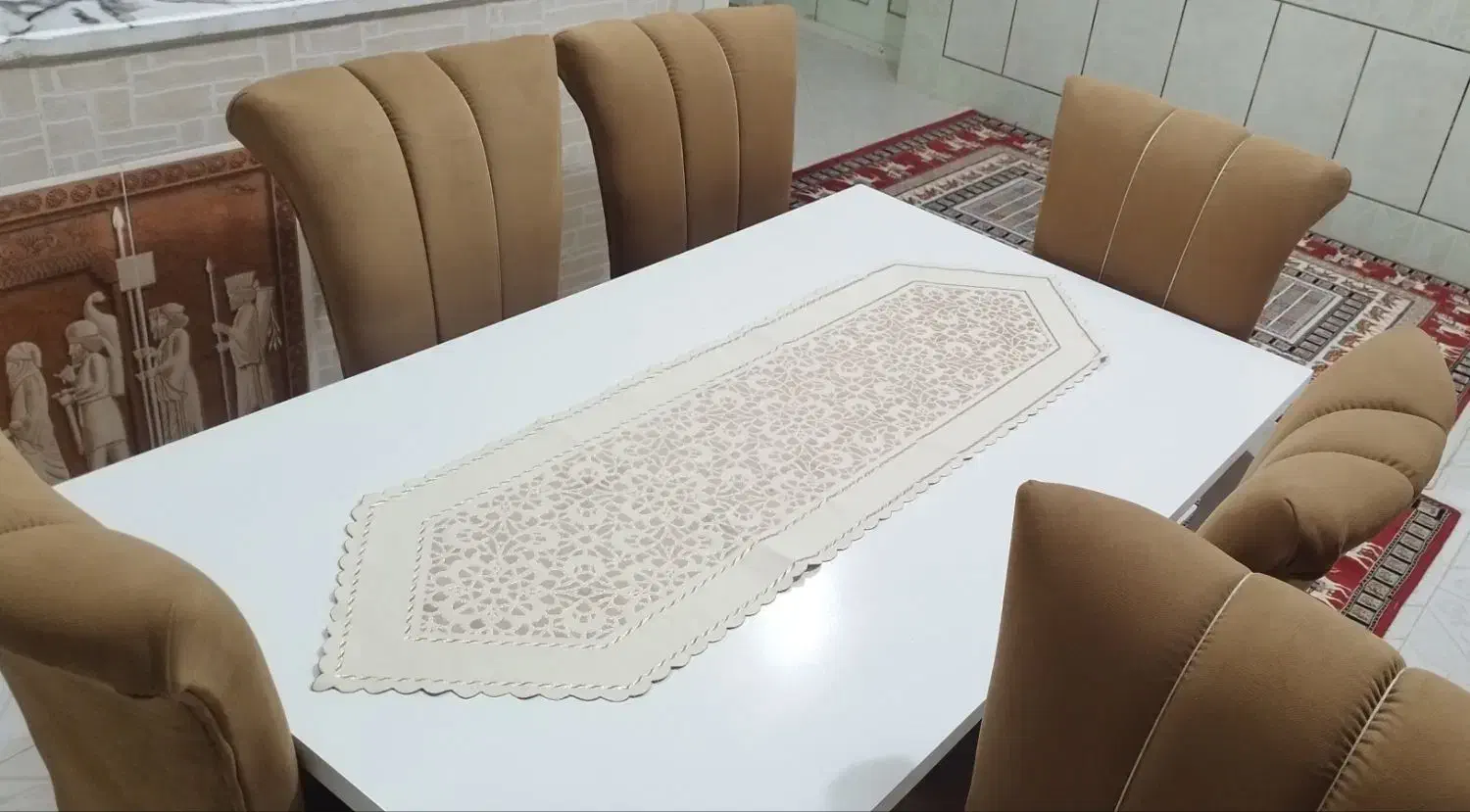 میز غذاخوری ۶نفره و ساعت ایستاده|میز و صندلی غذاخوری|کوهپایه, |دیوار