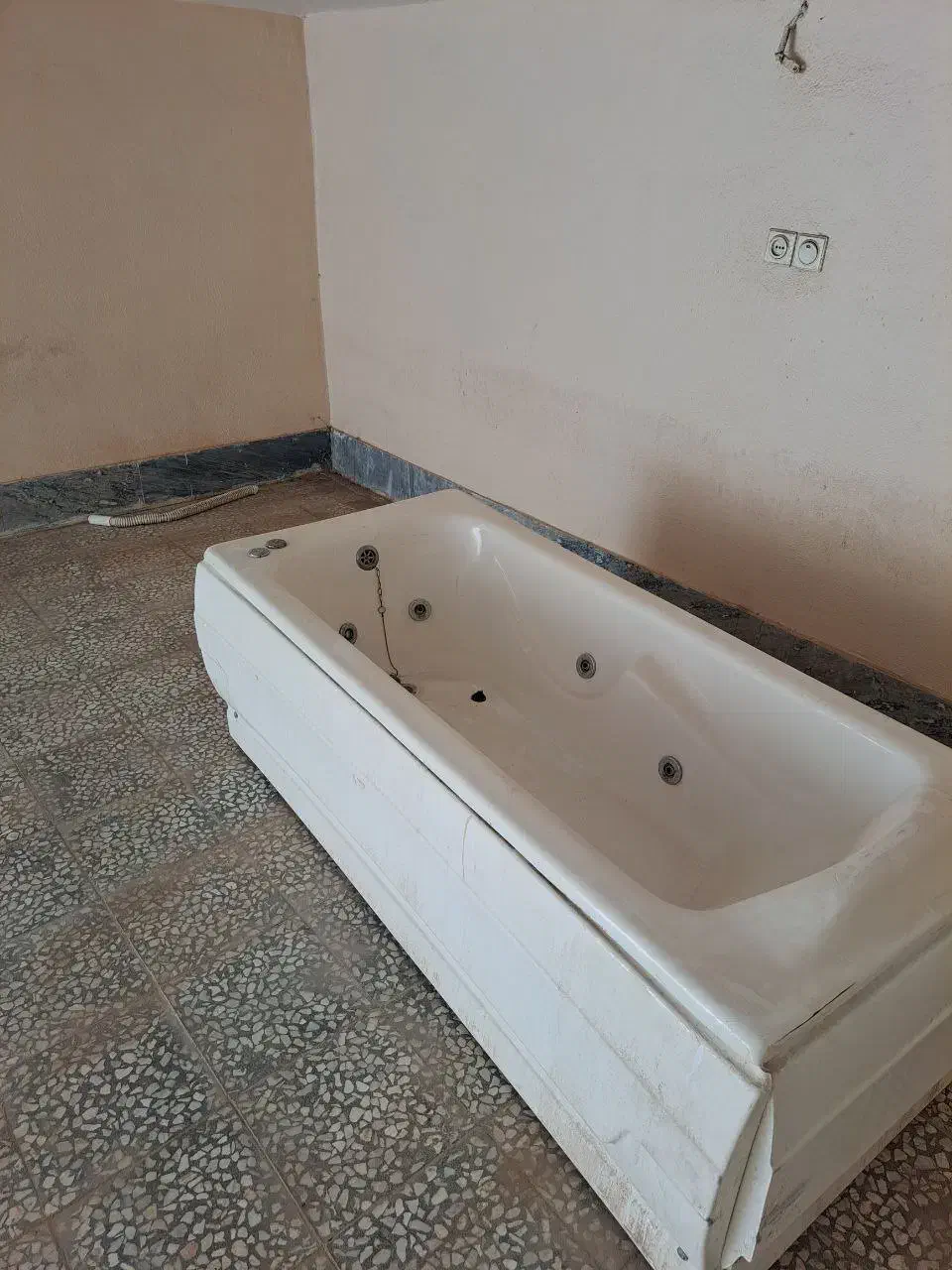 وان جکوزی دار|لوازم حمام|هشتگرد, فاز ۱ مهستان|دیوار