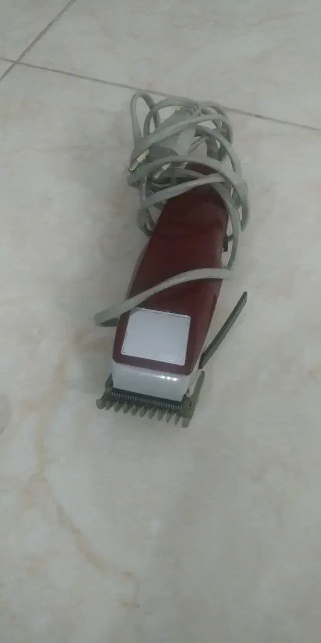 ریش تراش برقی...سشوار|آرایشی، بهداشتی، درمانی|آمل, |دیوار