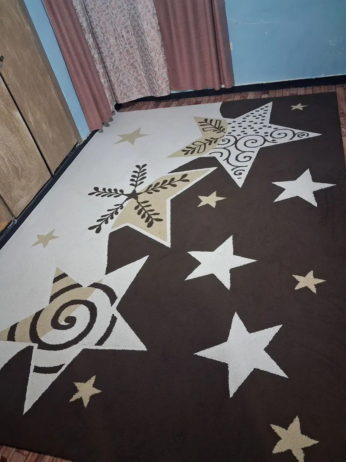 گلیم فرش|فرش|شاهین‌شهر, شهرک سایت|دیوار