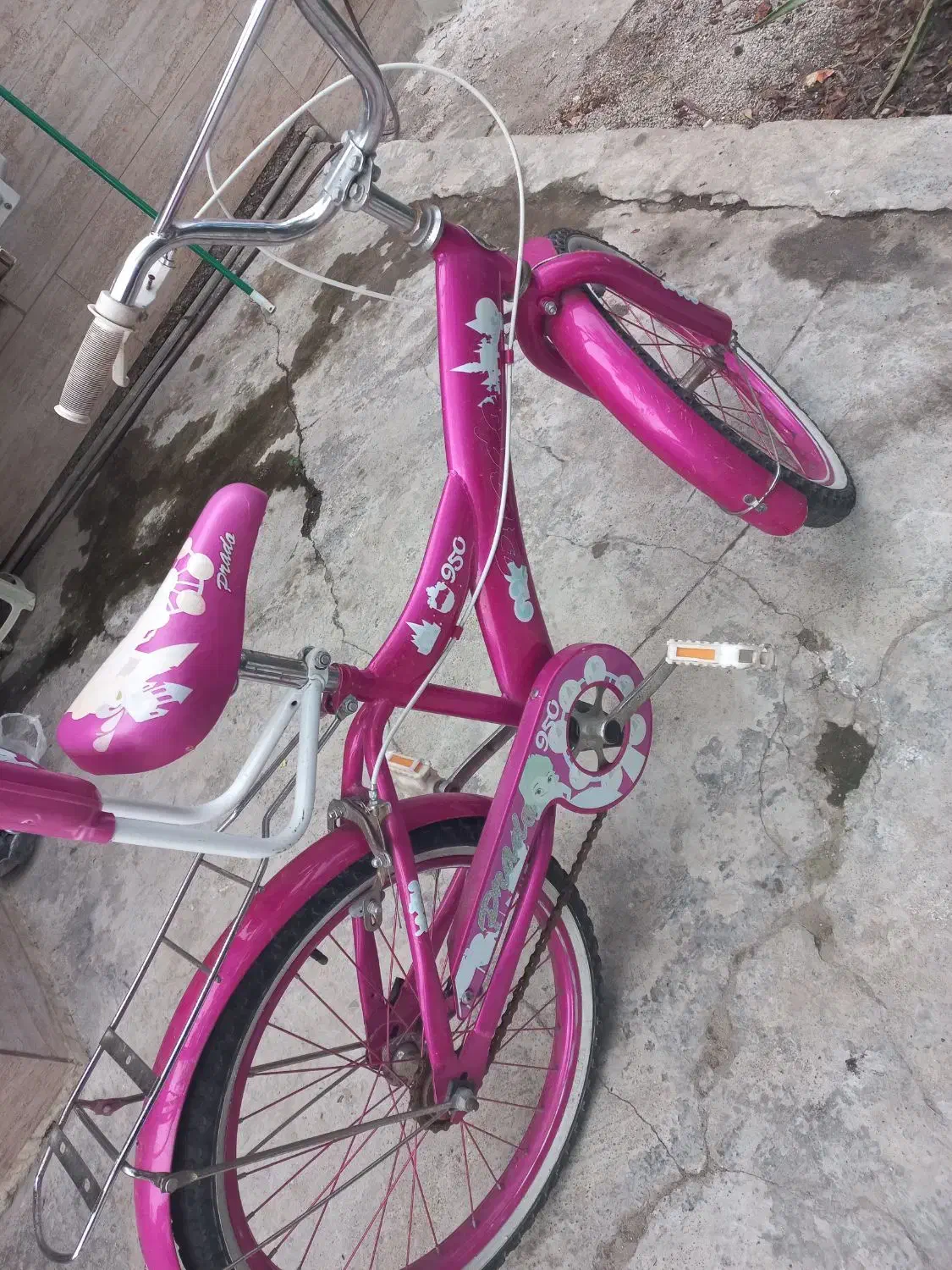 دوچرخه دخترانه تمیز و سالم|دوچرخه، اسکیت، اسکوتر|بندر انزلی, نوغان|دیوار