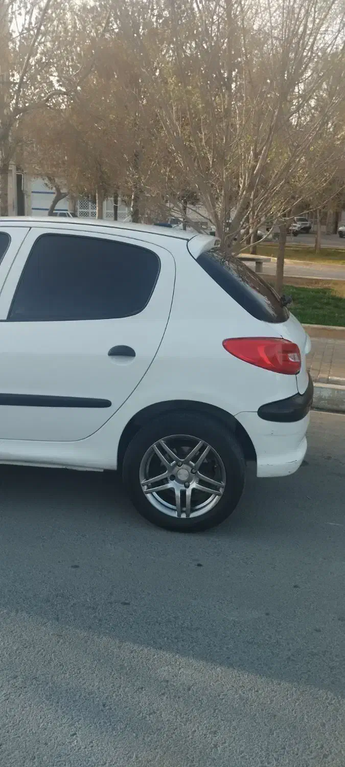 206تیپ 5مدل 95|خودرو سواری و وانت|قم, قم نو|دیوار