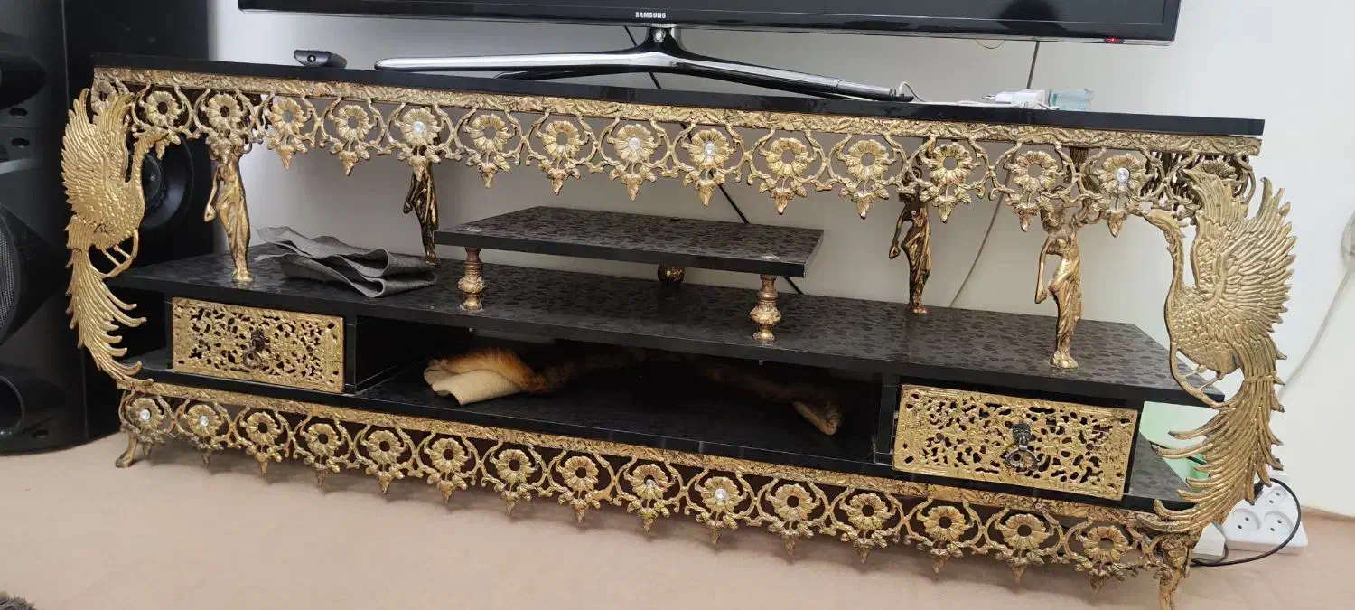 میز تلویزیون ساعت دیواری بوفه برنجی|ساعت دیواری و تزئینی|هشتگرد, شهرک ولیعصر (مصلی)|دیوار