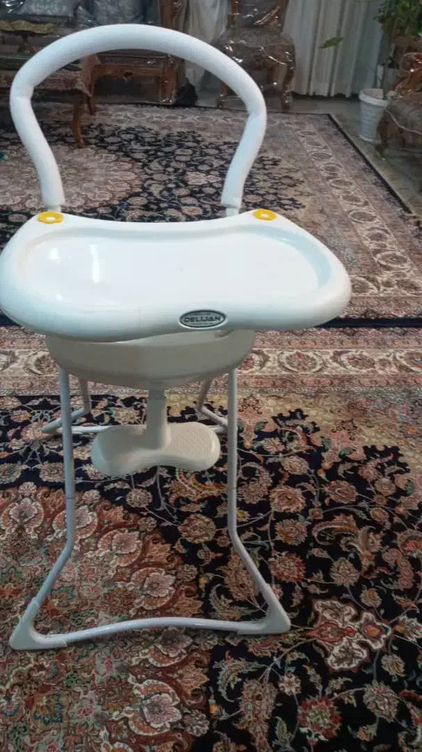 سیسمونی کودک تمییز|اسباب و اثاث بچه|فولادشهر, C3|دیوار