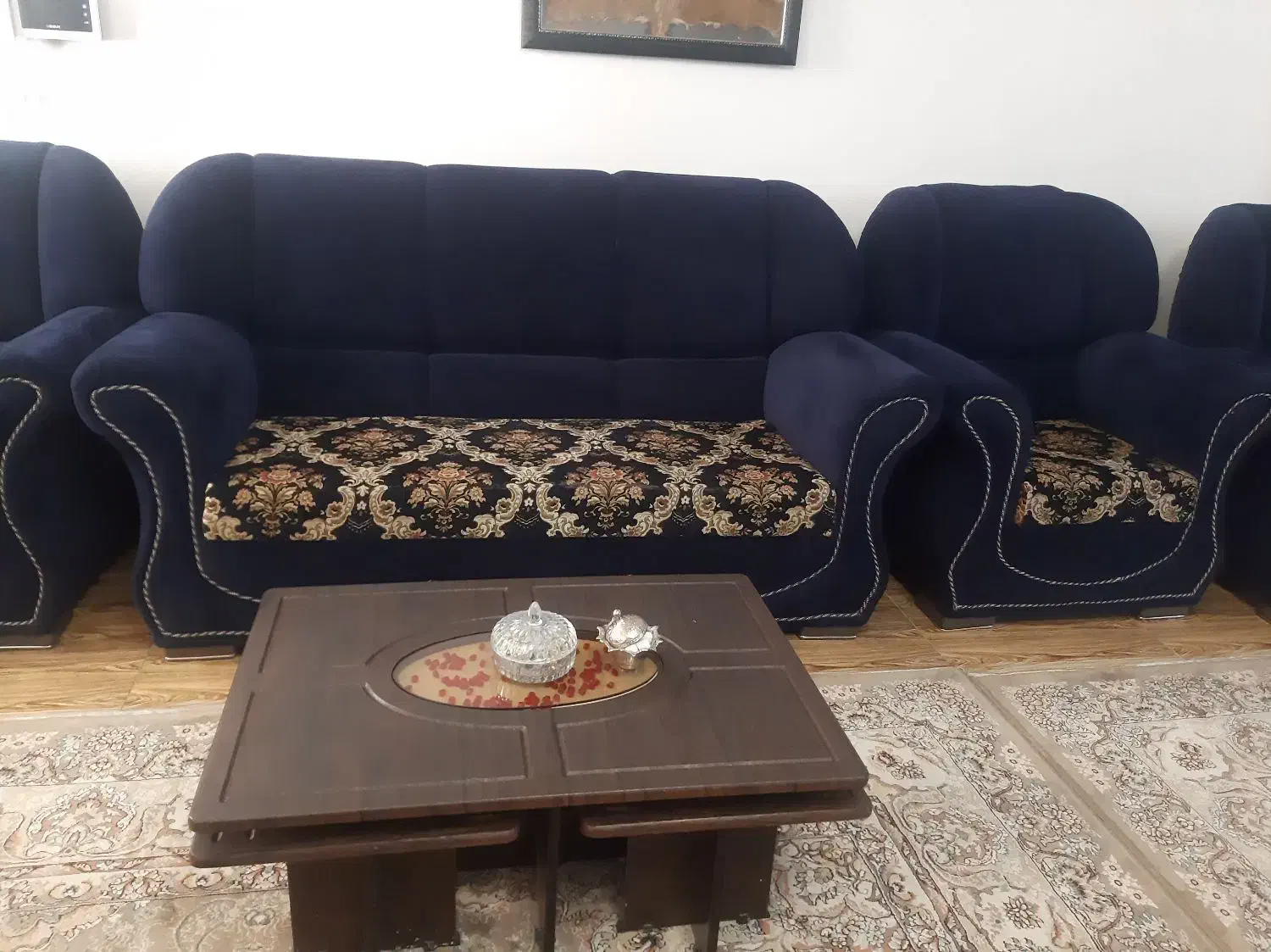 مبل راحتی ۷ نفره تمیز و بدونه ایراد|مبلمان خانگی و میز عسلی|ابهر, |دیوار