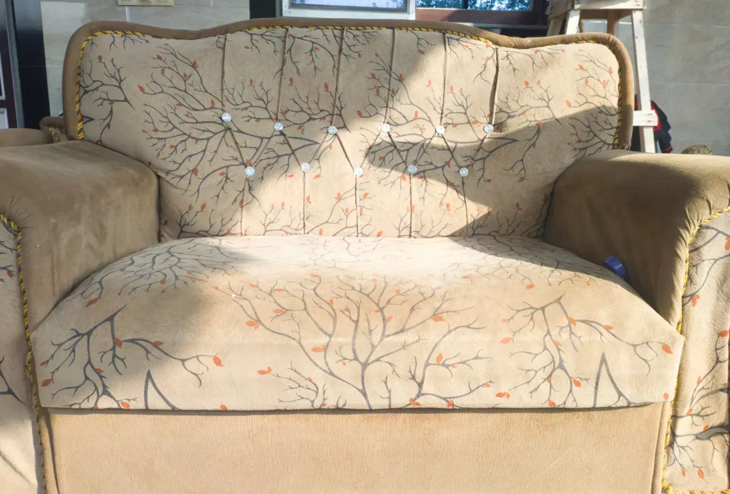 مبل|مبلمان خانگی و میز عسلی|فومن, |دیوار