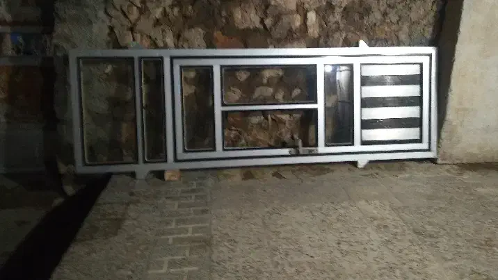 درآلمنیومی|مصالح و تجهیزات ساختمان|کوهدشت, |دیوار