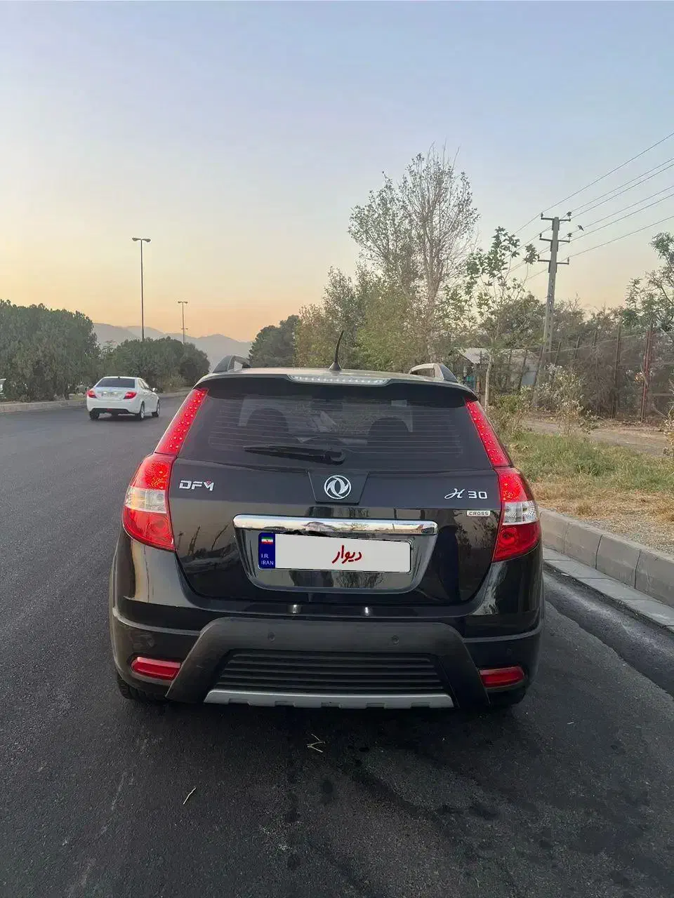 اچ سی کراس تمیز در حد خشک|خودرو سواری و وانت|اندیشه, اندیشه فاز ۴|دیوار