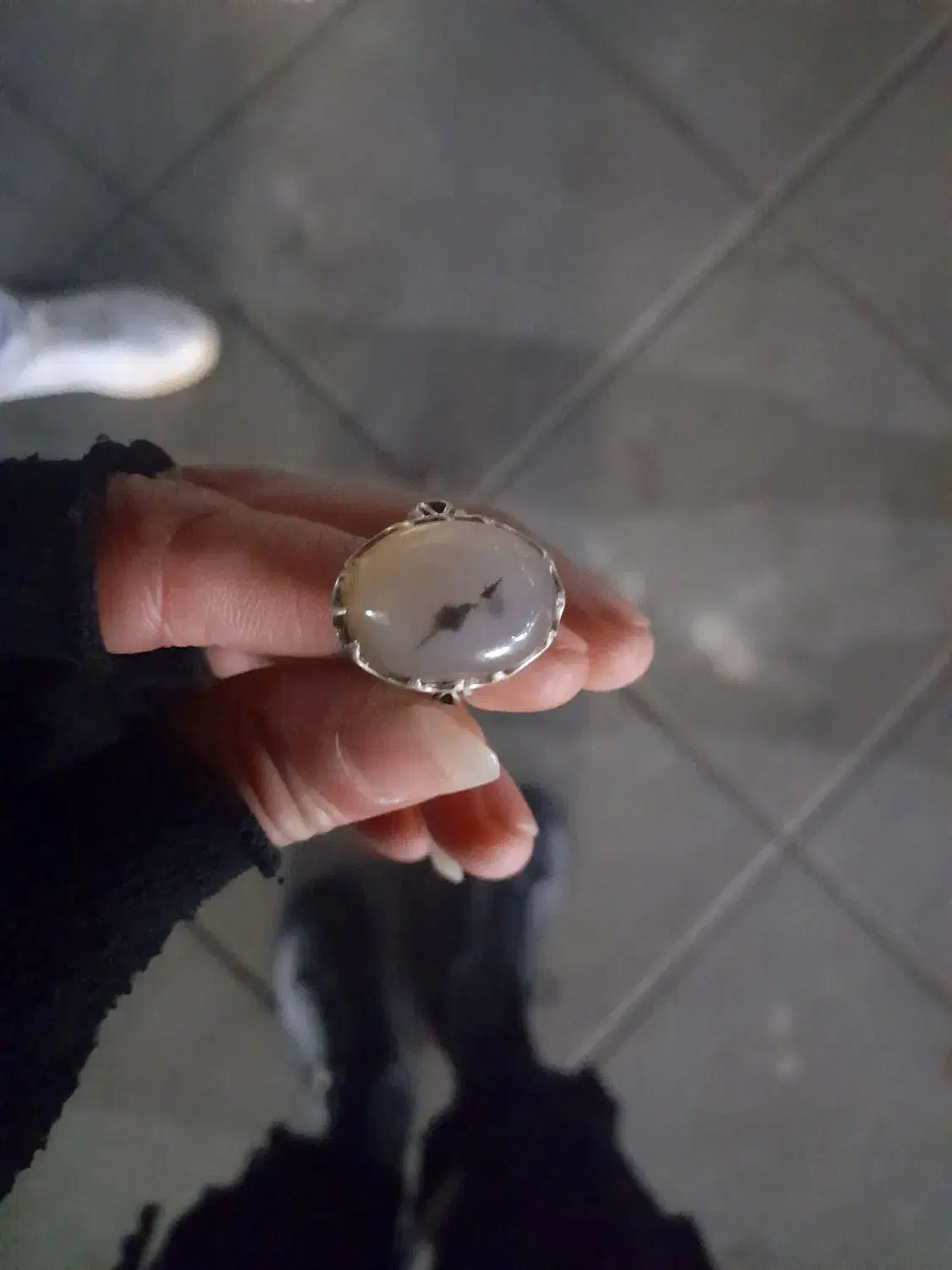 انکشتر شجر|جواهرات|رشت, حمیدیان|دیوار