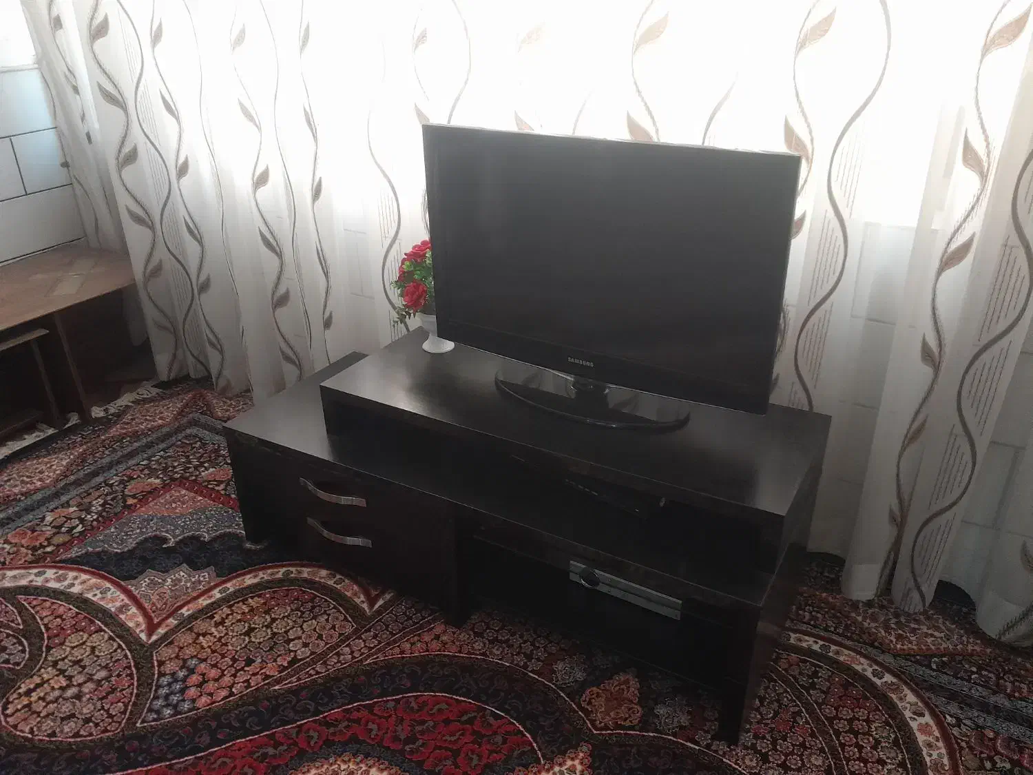 تلویزیون سامسونگ ۳۲ اینچ و سونی ۲۱ اینچ|تلویزیون و پروژکتور|قم, نیروگاه|دیوار