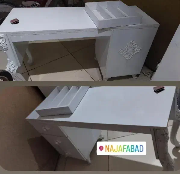 میز|آرایشگاه و سالن‌های زیبایی|نجف‌آباد, گلبهار|دیوار