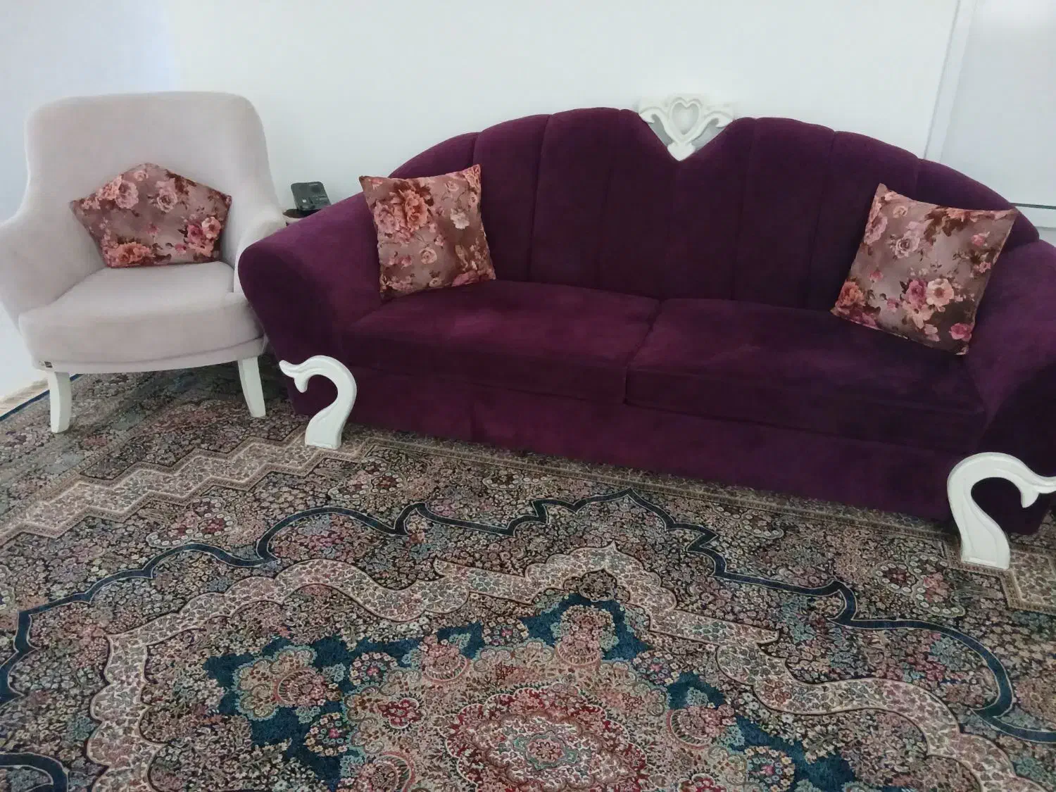 مبل هفت نفره به همراه میز|مبلمان خانگی و میز عسلی|قم, هنرستان|دیوار