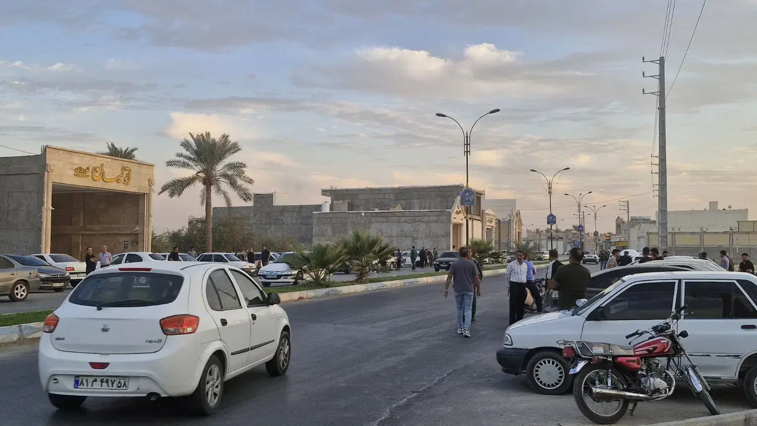 زمین بر بلوار پیرمرادی با موقعیت عالی|فروش زمین و ملک کلنگی|برازجان, |دیوار