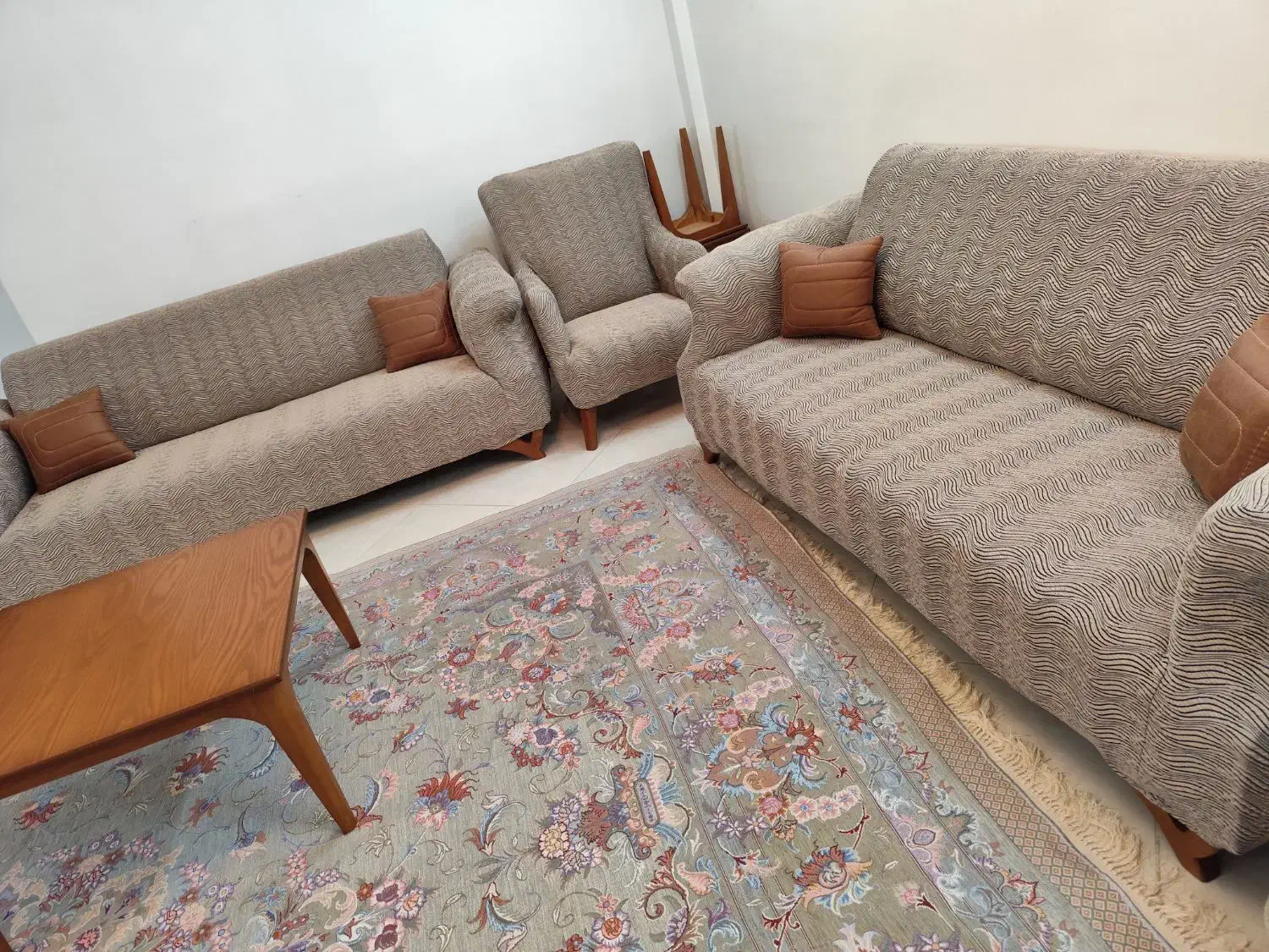 نوین کاور ، کاور مبلمان|خدمات پیشه و مهارت|مشهد, بهمن|دیوار