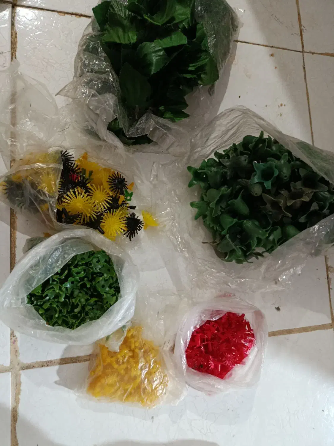 وسایل گل سازی|صنایع دستی و سایر لوازم تزئینی|شیراز, شهرک بهار|دیوار