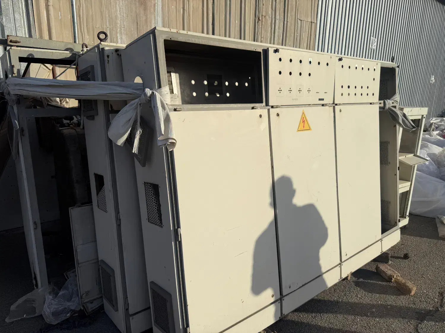 تابلو برق|ابزارآلات|اشتهارد, |دیوار