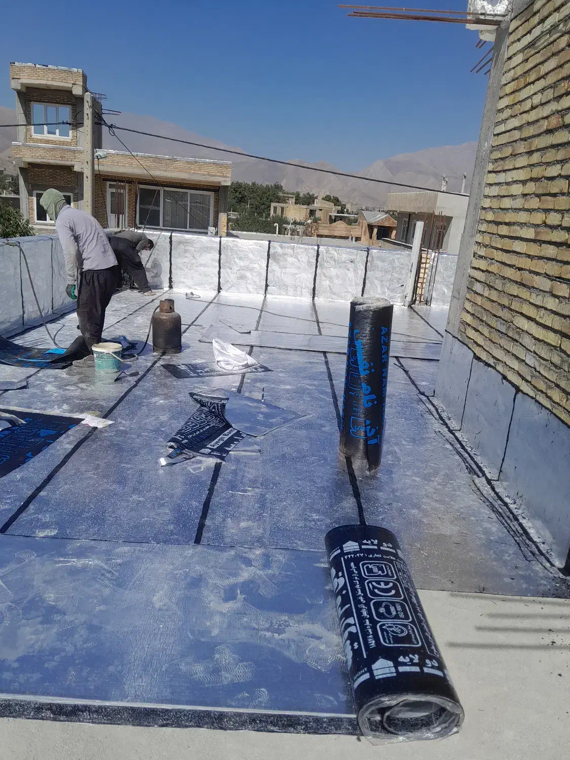 اجرای ایزوگام استخر پشتبام آسفالت محوطه حتی یکمتر|خدمات پیشه و مهارت|ارومیه, |دیوار