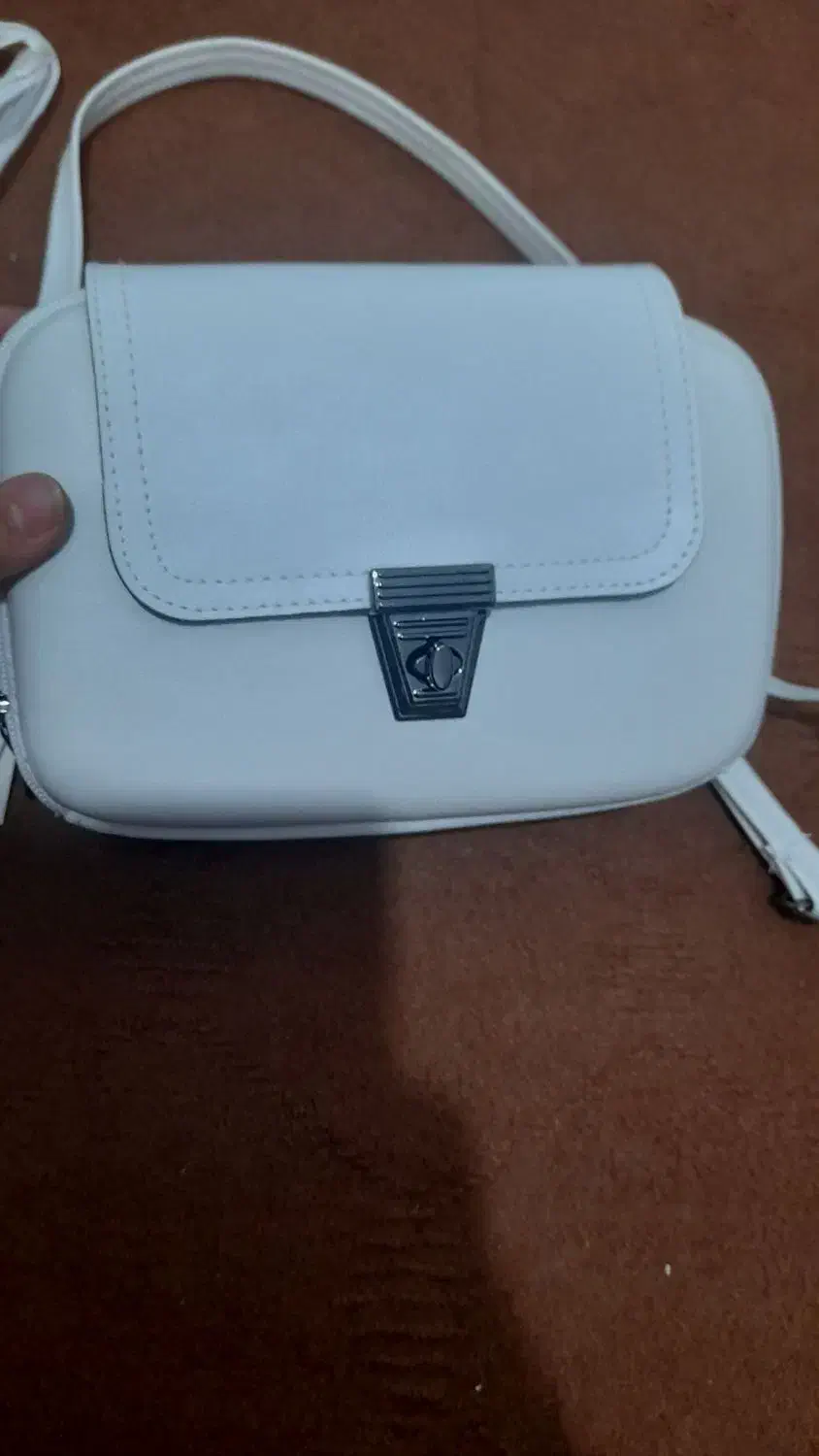 کیف دوشی|کیف، کفش، کمربند|اندیشه, شهرک مریم|دیوار