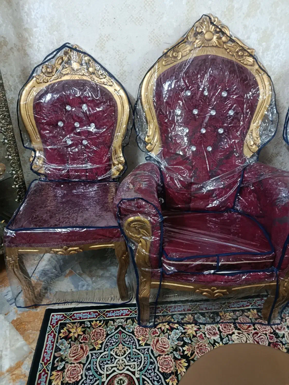 مبلمان و غذاخوری سلطنتی|مبلمان خانگی و میز عسلی|نیشابور, امام|دیوار