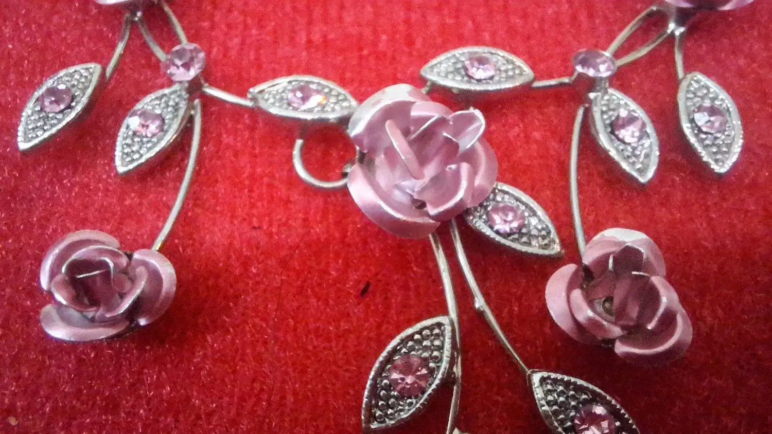 گردنبد|بدلیجات|شاهین‌شهر, فدک|دیوار