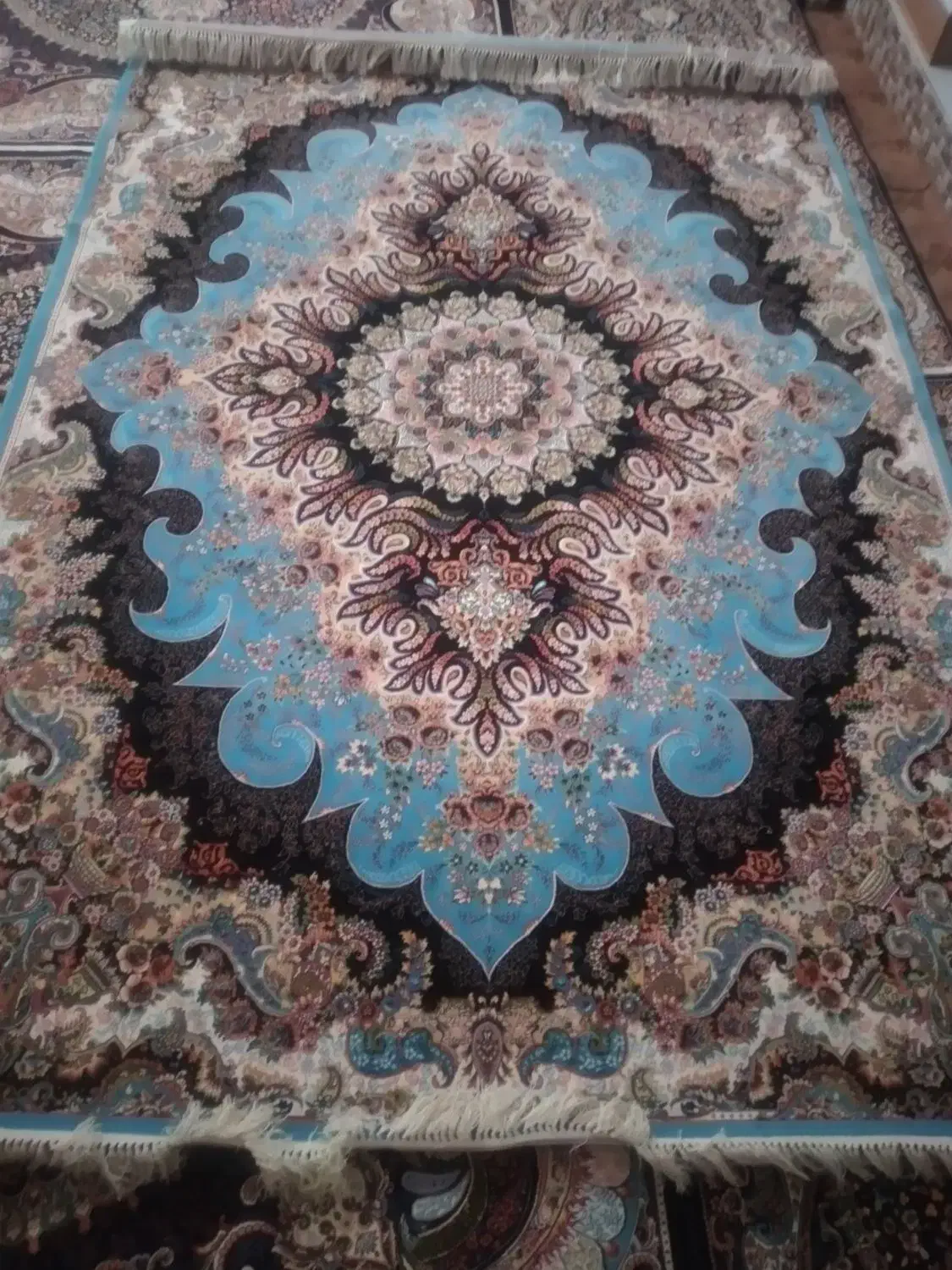 فرش 6 متری نو خوش رنگ|فرش|سنندج, |دیوار