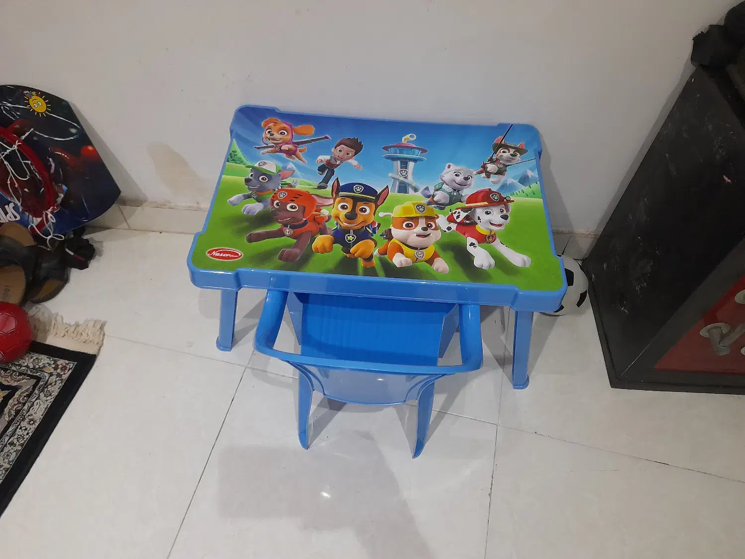 میز تحریر کودک  با صندلی سالم|اسباب و اثاث بچه|رشت, سیا اسطلخ|دیوار