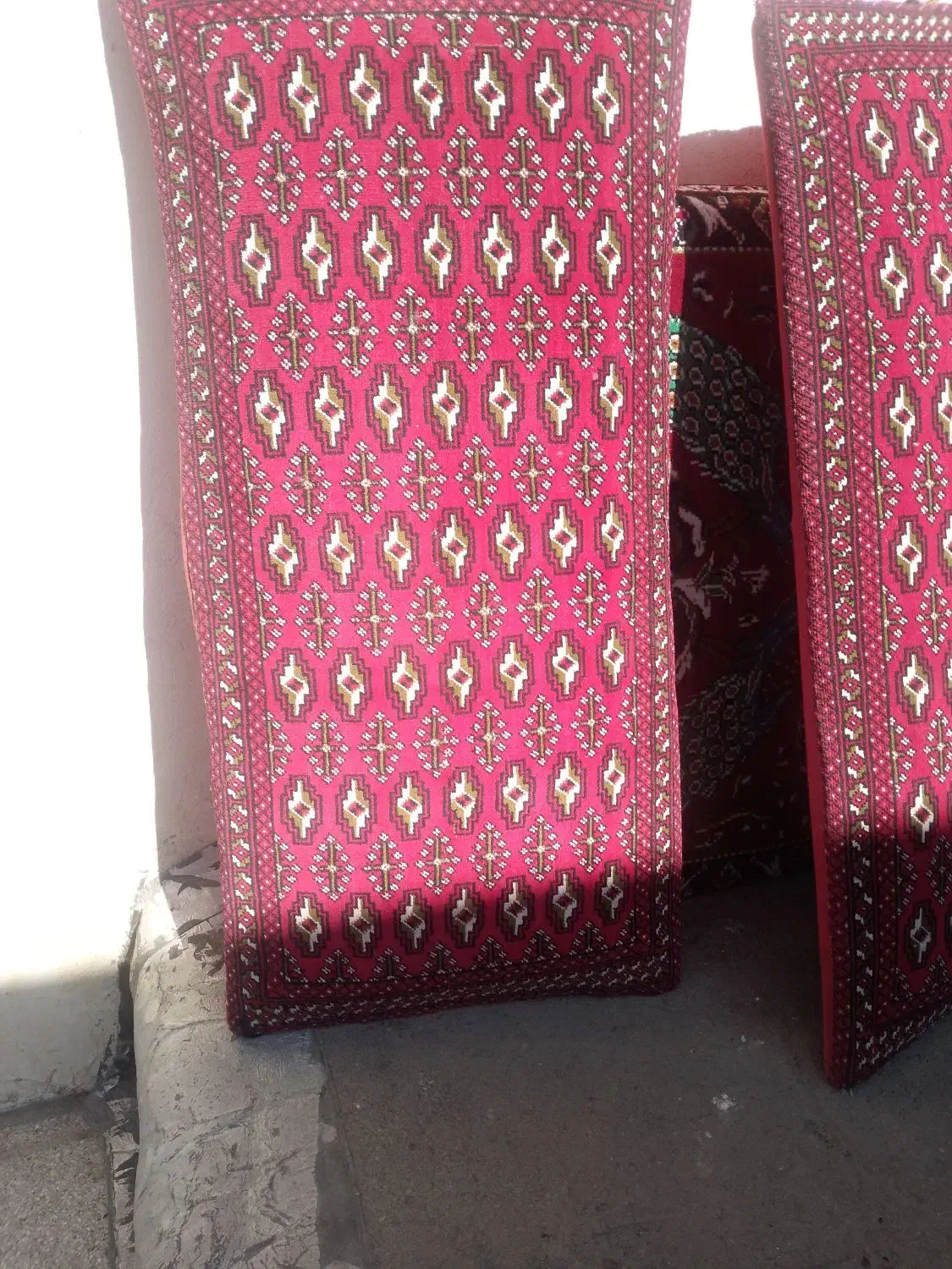 دو جفت پشتی|پشتی|تبریز, |دیوار