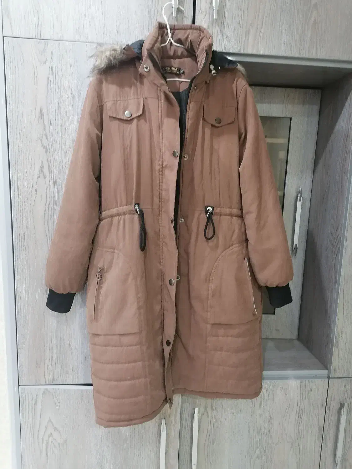 پالتو زمستونی|لباس|اهواز, زیتون کارمندی|دیوار