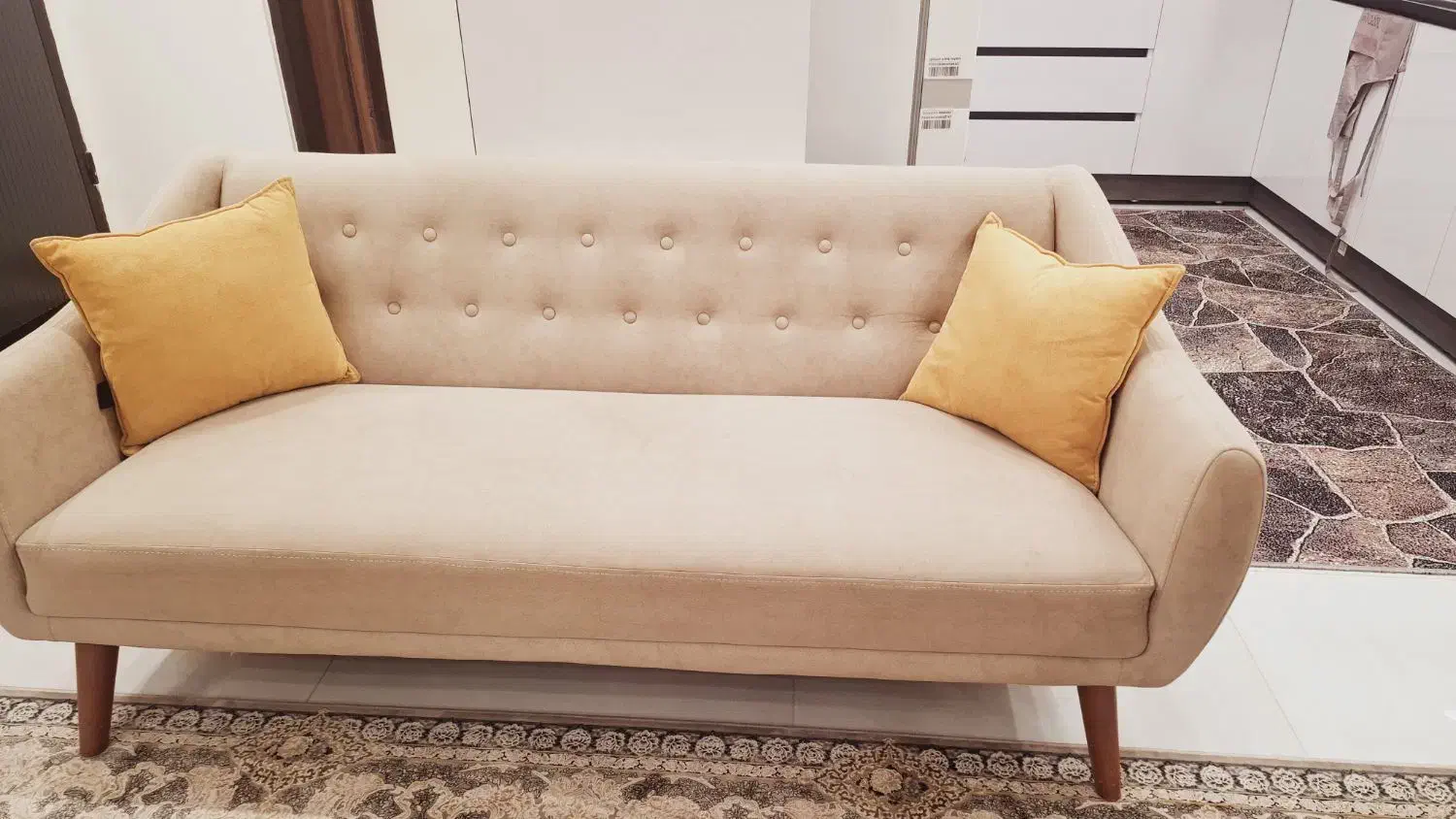 مبلمان هشت نفره|مبلمان خانگی و میز عسلی|اصفهان, سنجوانمره|دیوار