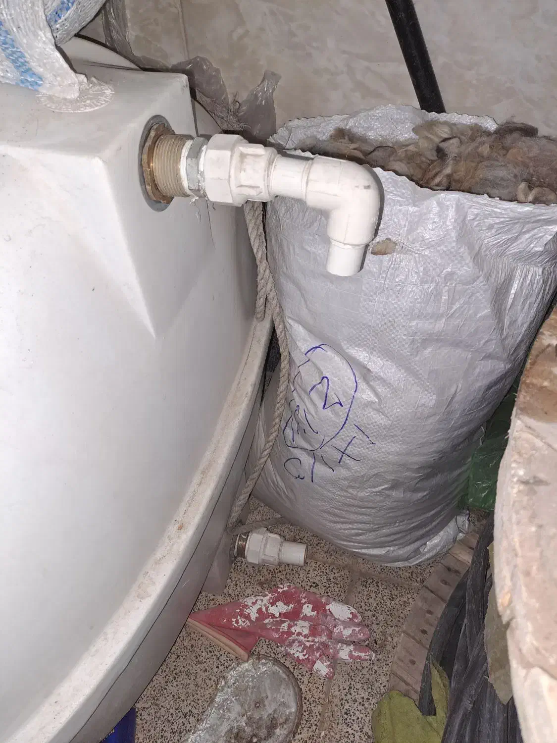 منبع آب|مصالح و تجهیزات ساختمان|ماهدشت, |دیوار