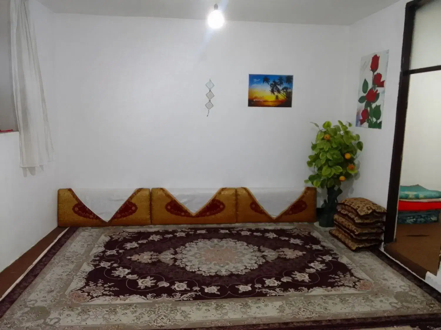 منزل زمینی مستقل با پارکینگ در ایلام|اجارهٔ کوتاه‌مدت آپارتمان و سوئیت|ایلام, |دیوار