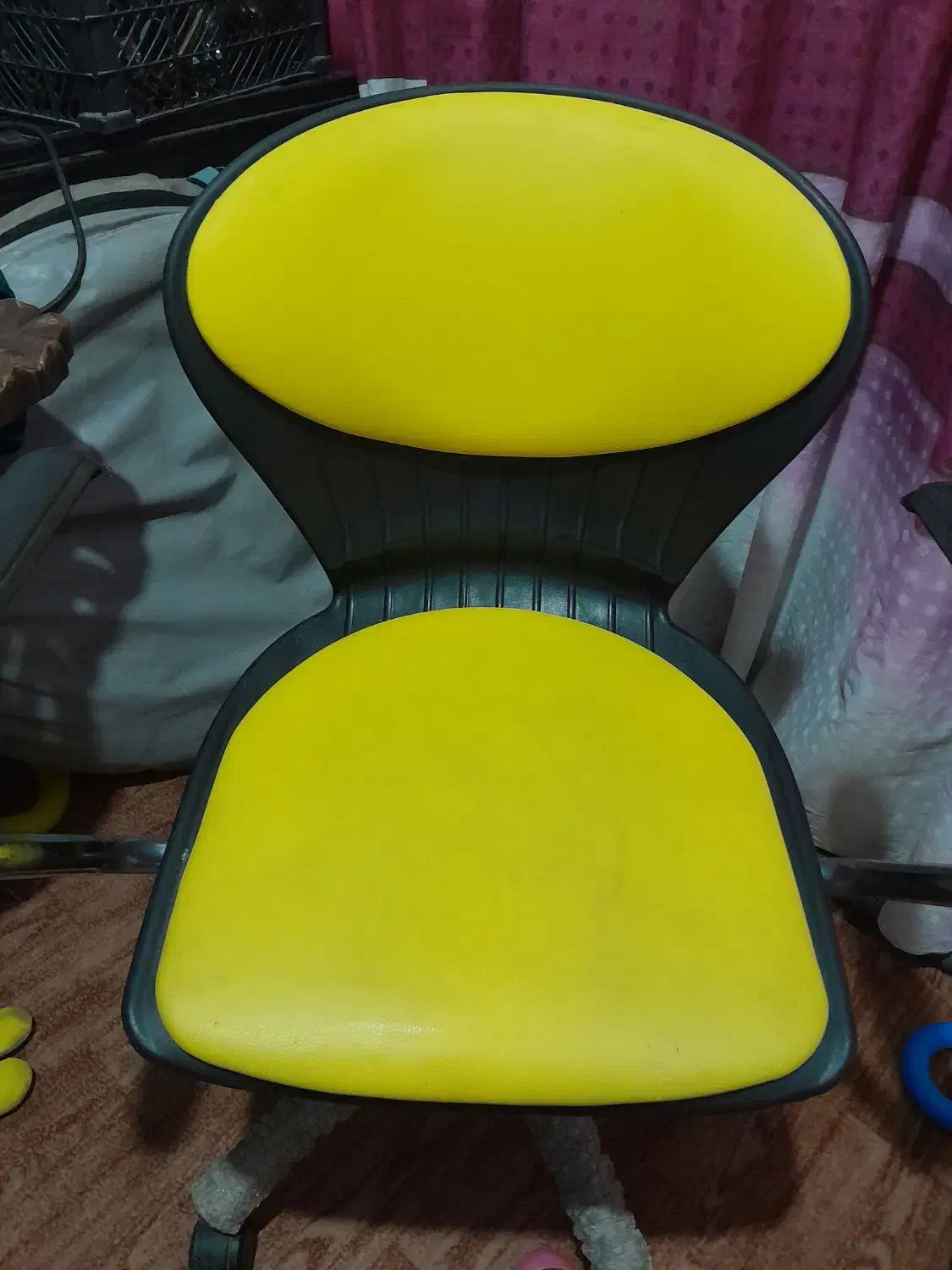 صندلی چرخشی|میز تحریر و کامپیوتر|تاکستان, |دیوار