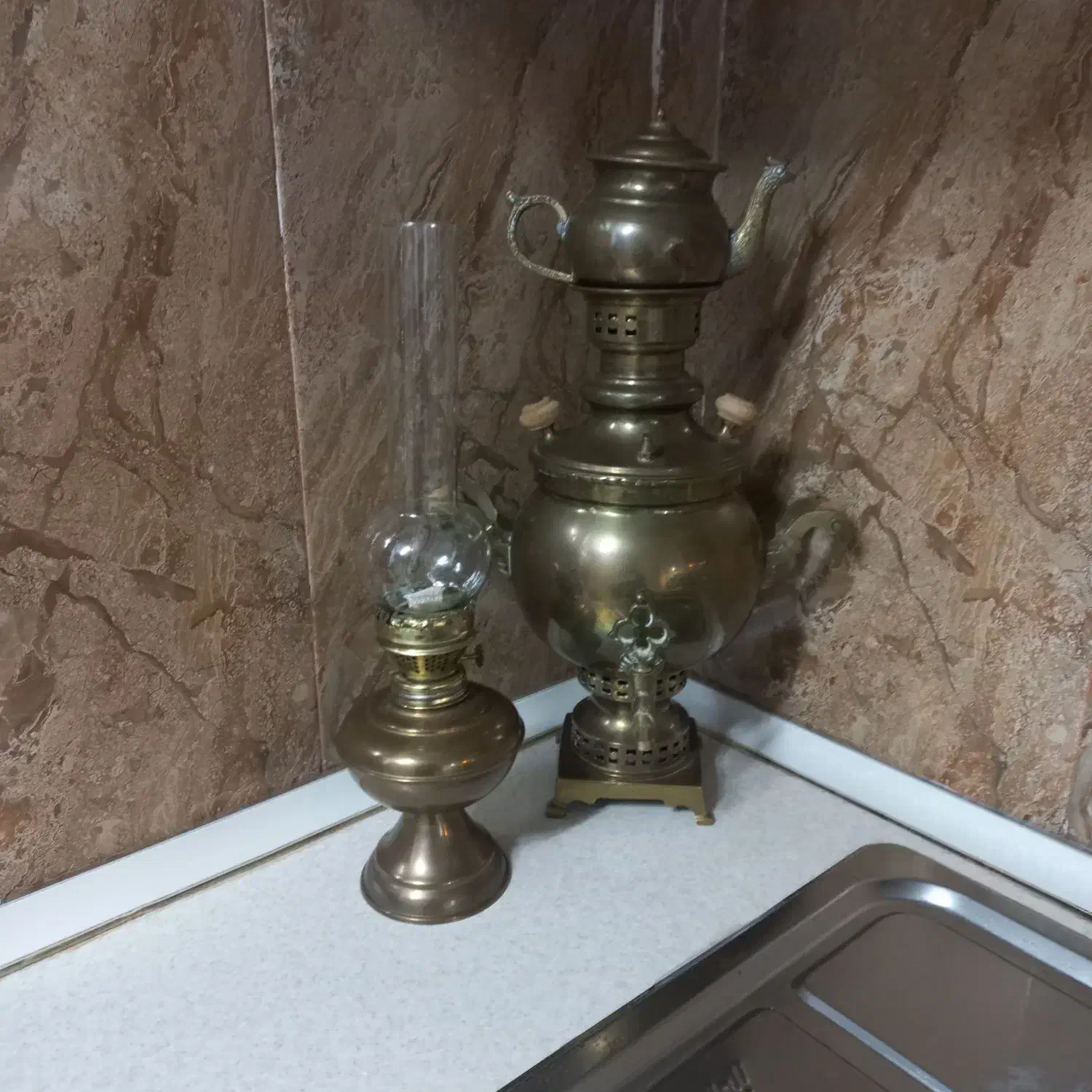 سماوروچراغ گردسوز برنجی|کلکسیون اشیاء عتیقه|پردیس, فاز ۳|دیوار