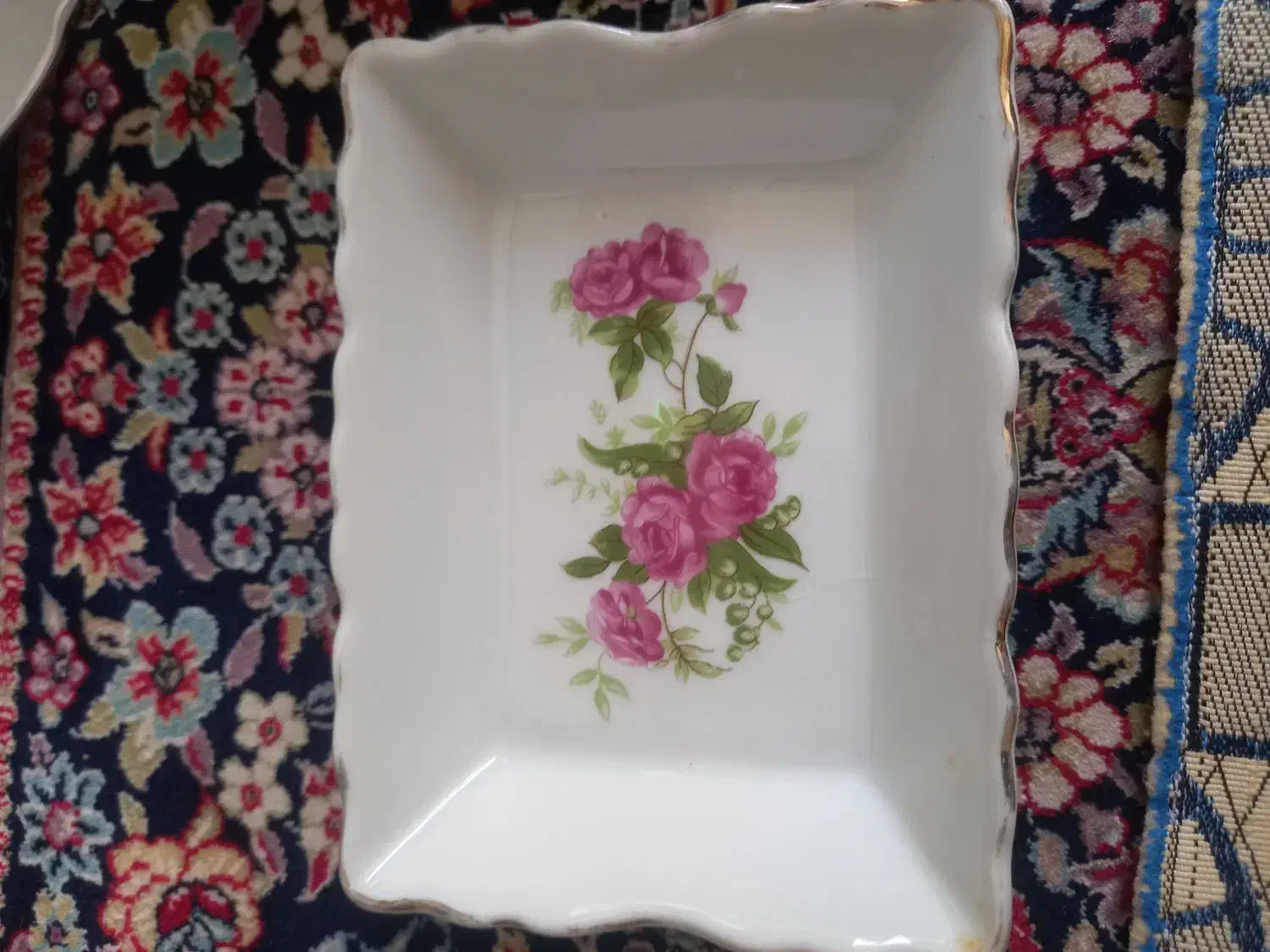 ظرف خورشت خوری و پلو خوری گل سرخ|ظروف سرو و پذیرایی|سبزوار, توحیدشهر|دیوار