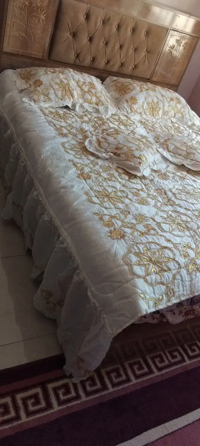 روتختی|سرویس روتختی|شاهینشهر, نبوت|دیوار