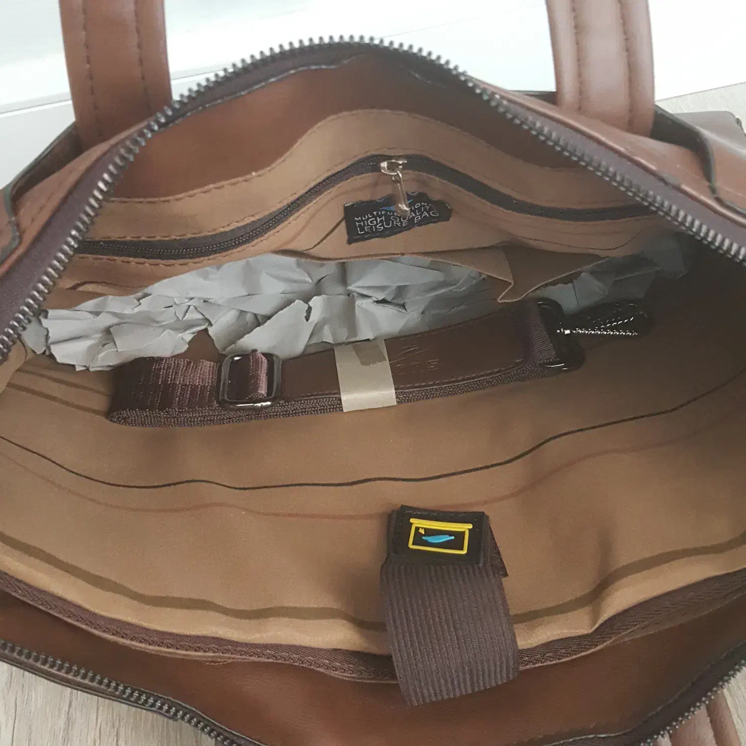 کیف لپتاپ آنونس Anons چرم مصنوعی|کیف، کفش، کمربند|بوشهر, |دیوار