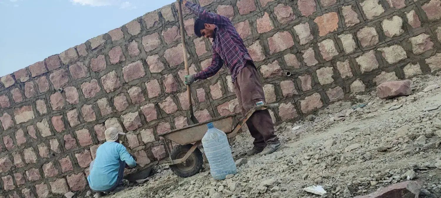 استا بنا دیوار چینی .استخر|خدمات پیشه و مهارت|جیرفت, |دیوار