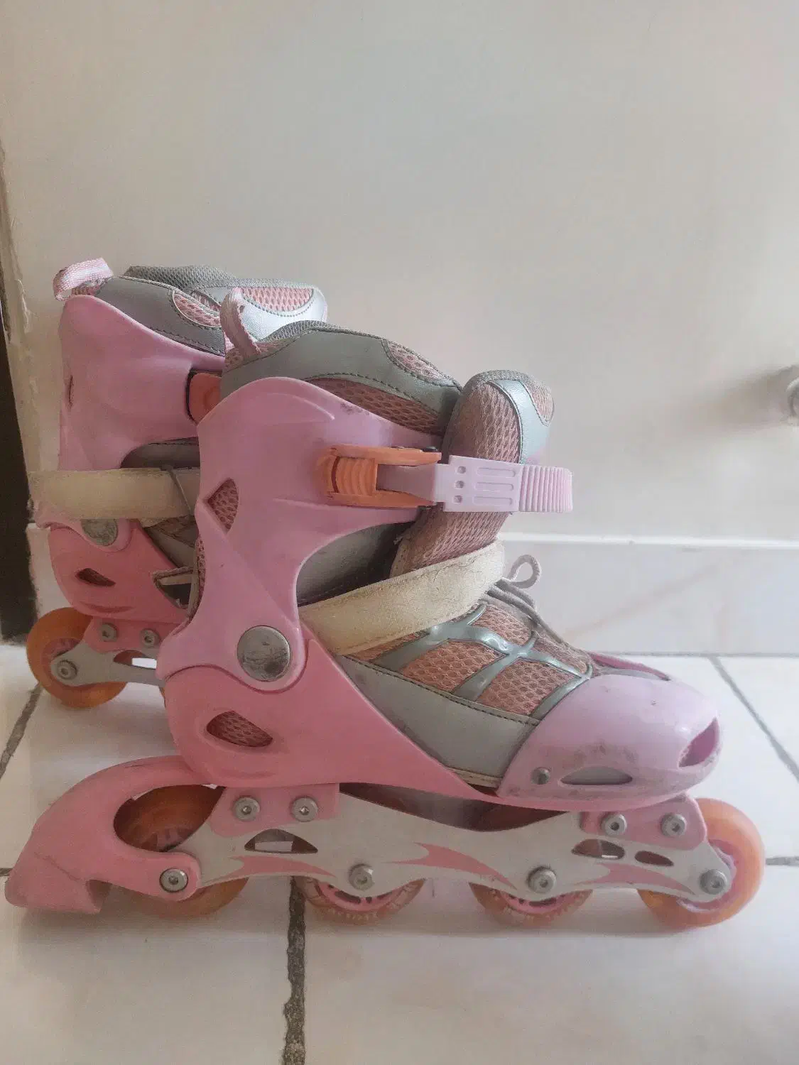 اسکیت LED با لوازم کامل|دوچرخه، اسکیت، اسکوتر|پاکدشت, پاکدشت (مامازند)|دیوار