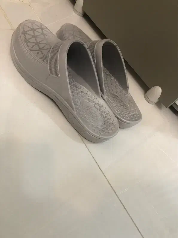 دمپایی ژله ای ۴۴-۴۵|کیف، کفش، کمربند|تهران, نارمک جنوبی|دیوار