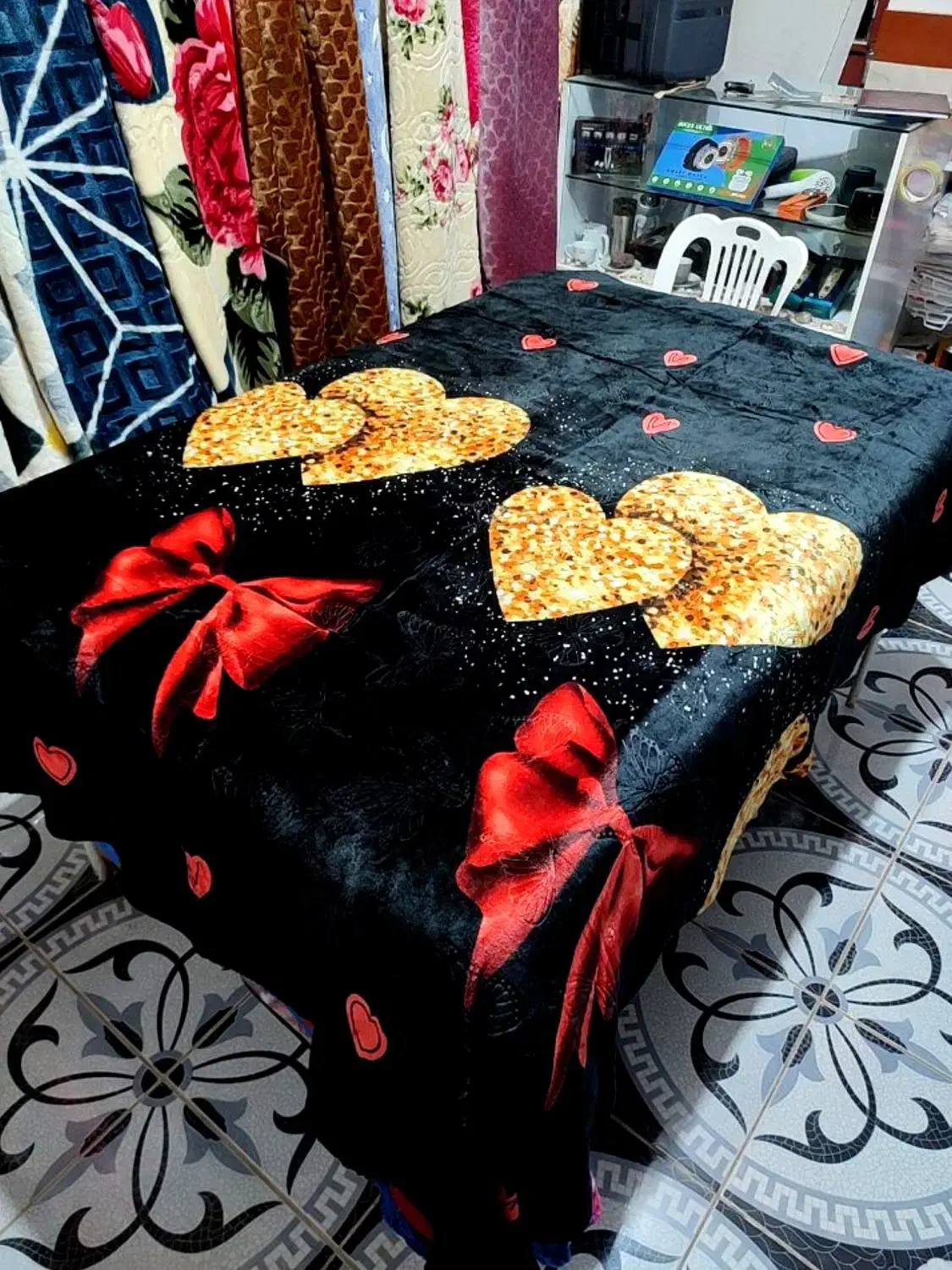 مسافرتی|رختخواب، بالش، پتو|صادق آباد, |دیوار