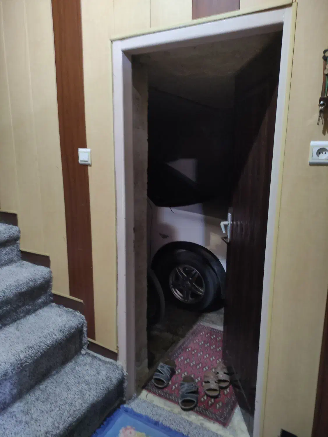 فروش منزل مسکونی،276متری واقع در منوچهر آباد|فروش خانه و ویلا|شهرضا, |دیوار