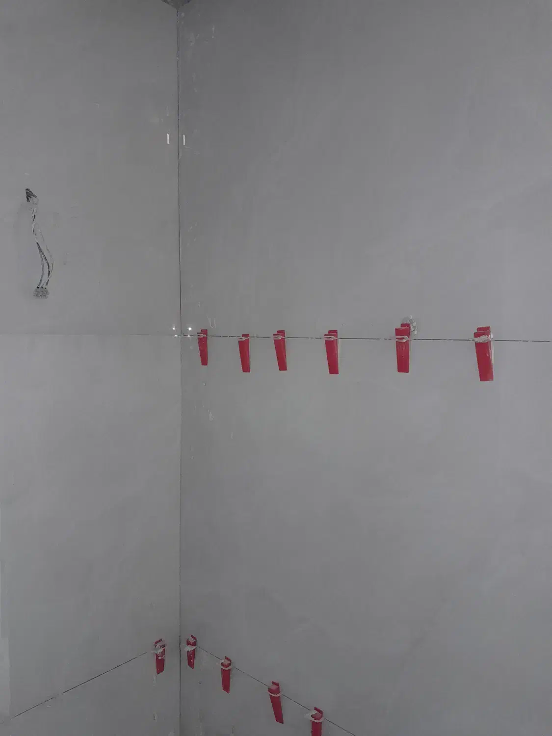 کار کاشی و سرامیک و سنگ|خدمات پیشه و مهارت|کیش, |دیوار