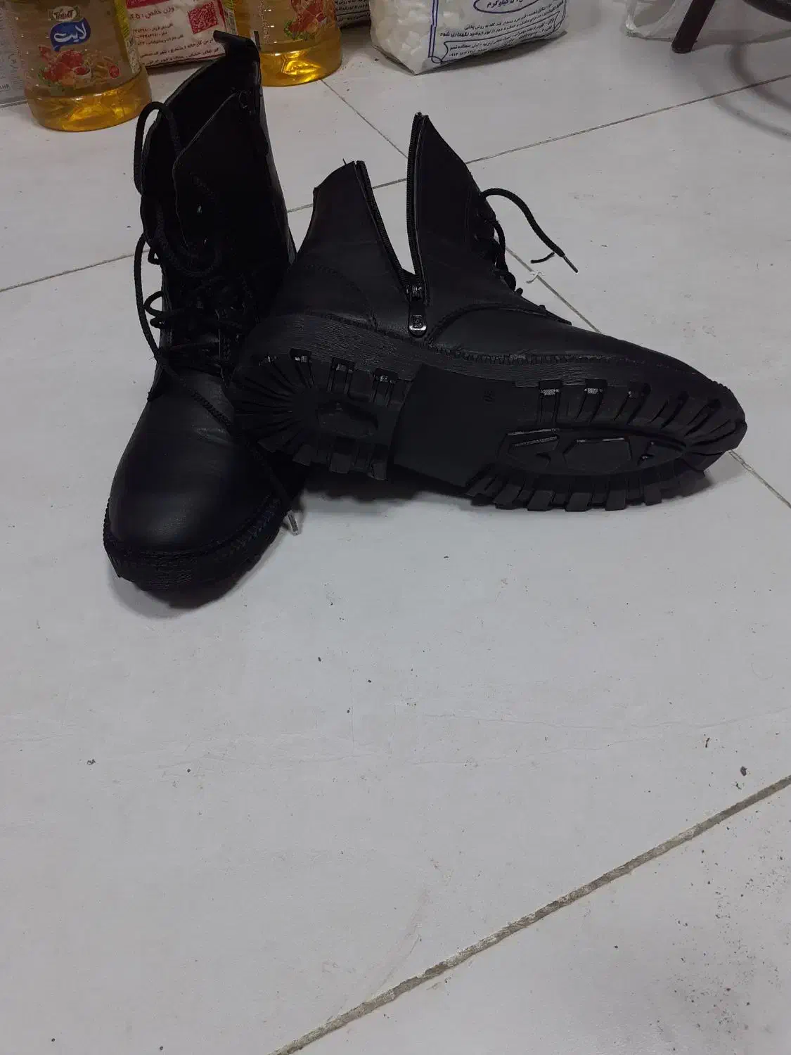 نیم پوتین|کیف، کفش، کمربند|سنندج, |دیوار