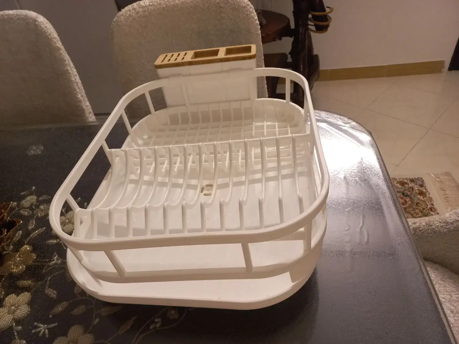 آب چکان|آب‌چکان و نظم‌دهنده ظروف|رشت, لاکانی|دیوار