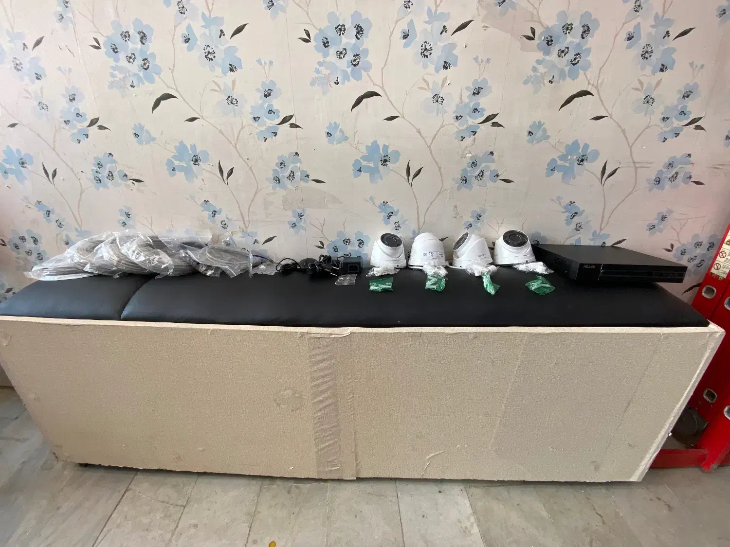 پکیج کامل اقتصادی ۴ عددی دوربین Hi Look|دوربین مداربسته|سنندج, |دیوار