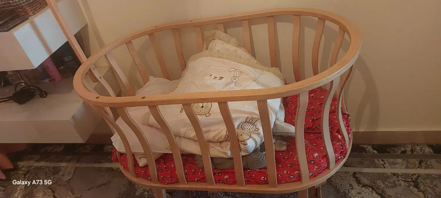 تخت کنار مادر با تشک و محافظ دور تخت نو|تخت و صندلی بچه|تهران, مجیدیه|دیوار