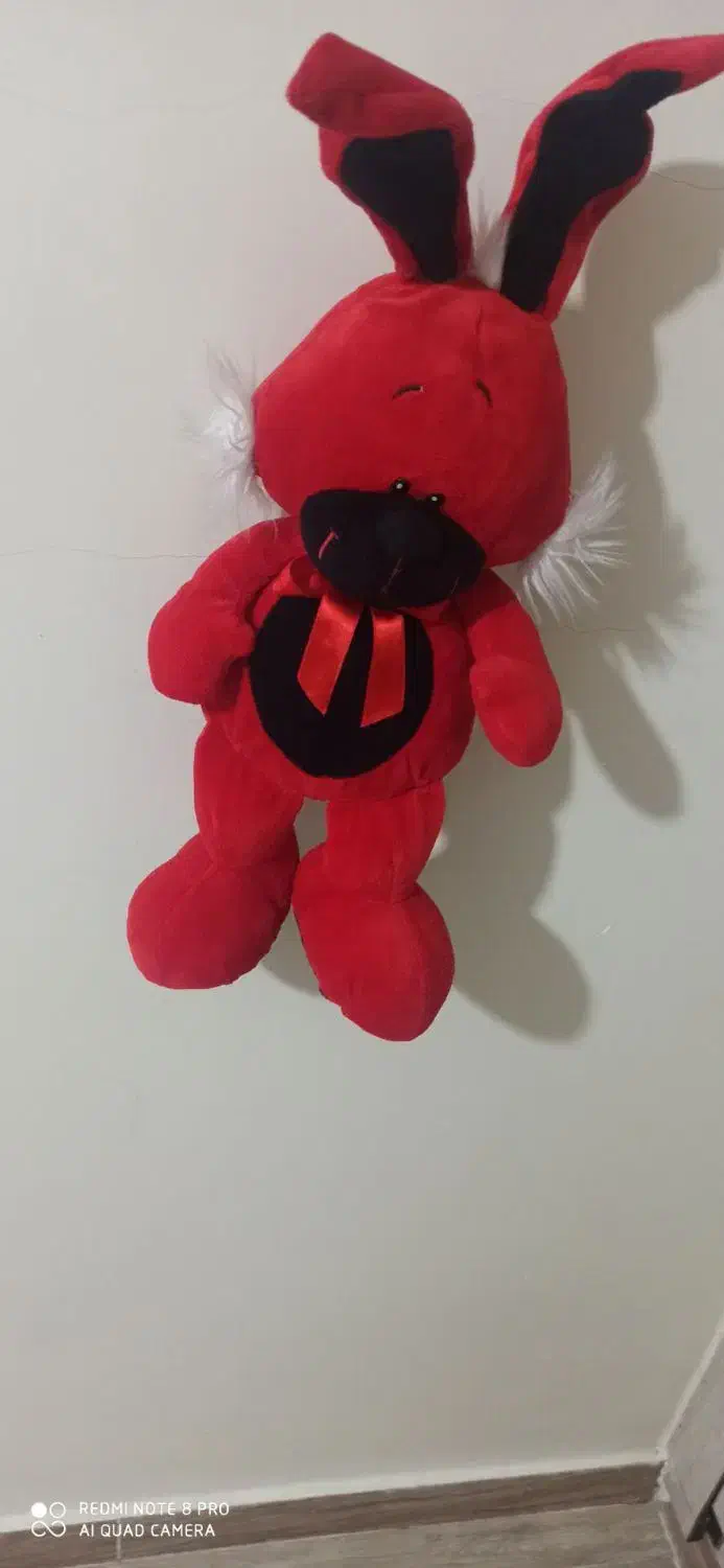 عروسک|اسباببازی|جوکار, |دیوار