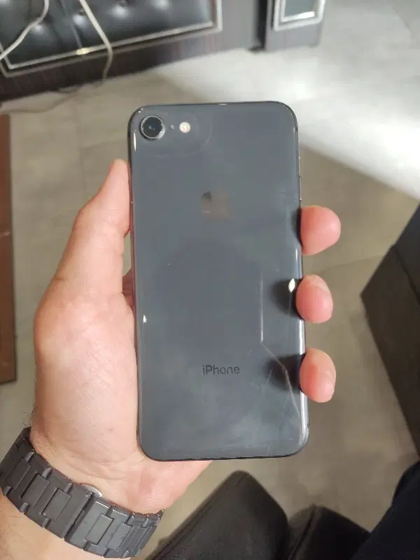 iphone 8|موبایل|اصفهان, ملاصدرا|دیوار