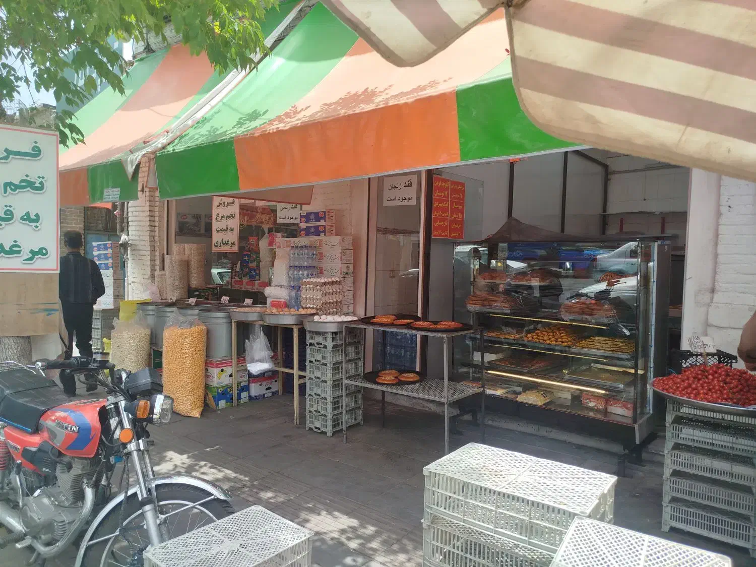 اجاره مغازه ۲۰ متری در سعدی جنوبی نبش بازار|اجارهٔ مغازه و غرفه|زنجان, |دیوار