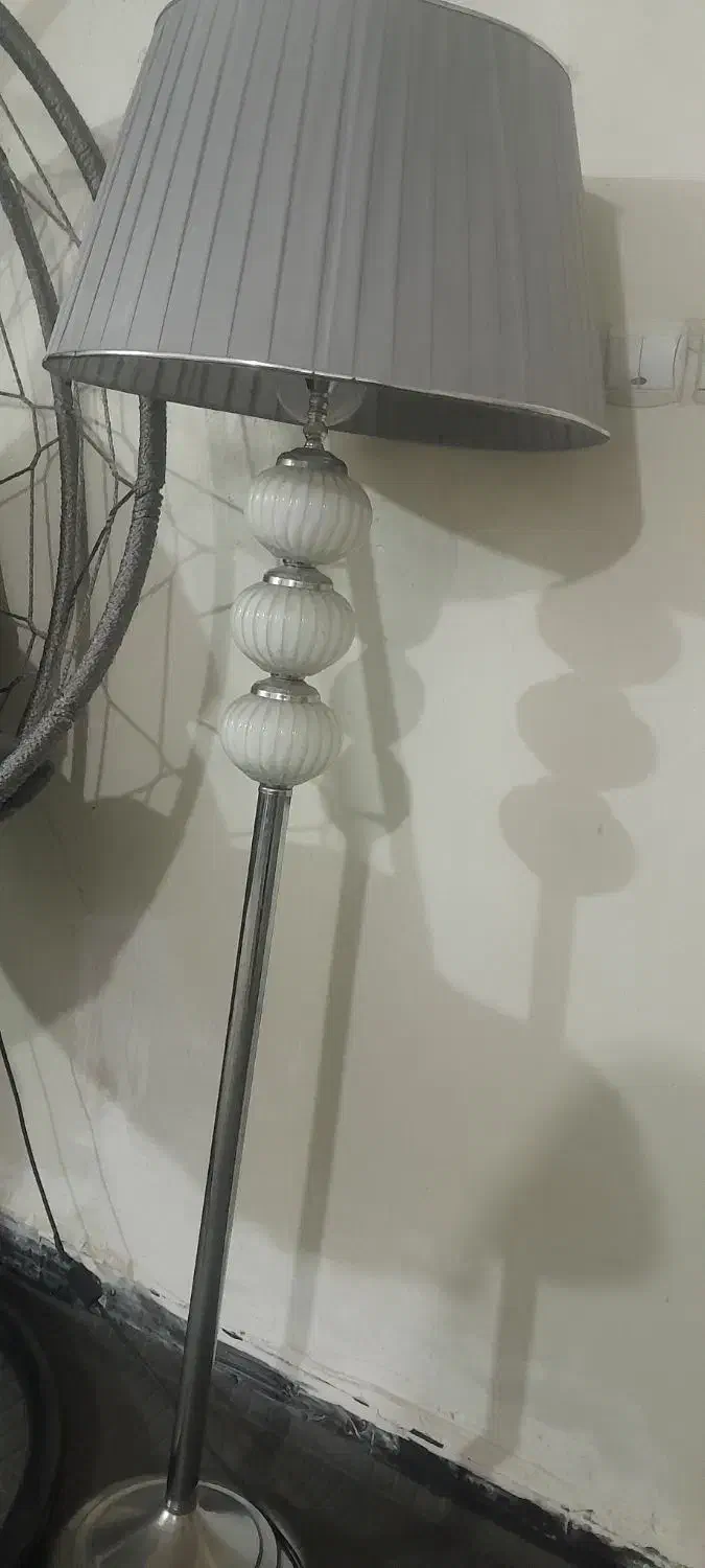 آباژور ایستاده|چراغ خواب و آباژور|اهواز, کوی مهدیس|دیوار